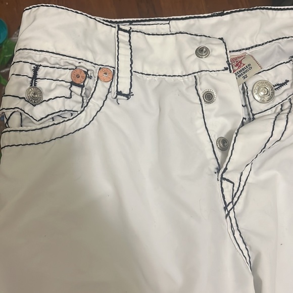 True religion board shorts size 32 worn once - Picture 2 of 3